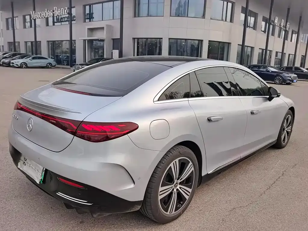 Mercedes-Benz EQE 2023 из CN, фото 6