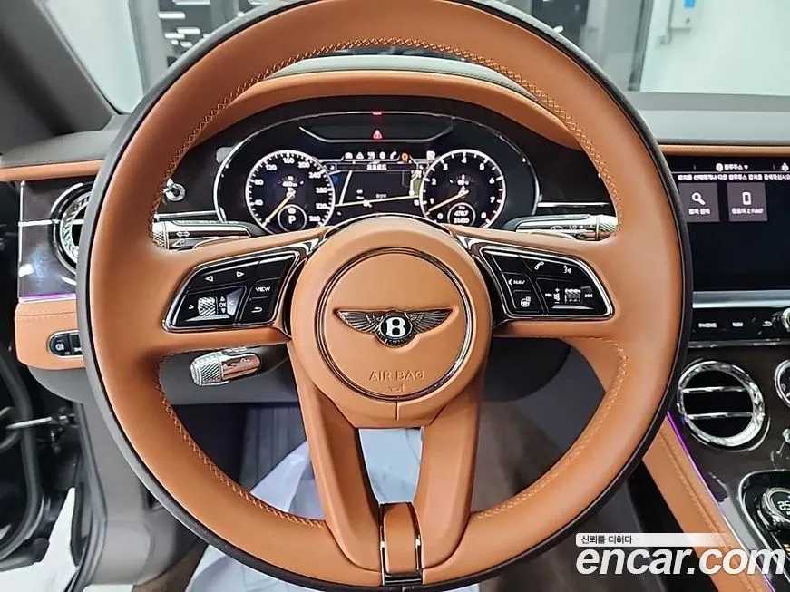 Bentley Continental 2022 из KR, фото 9