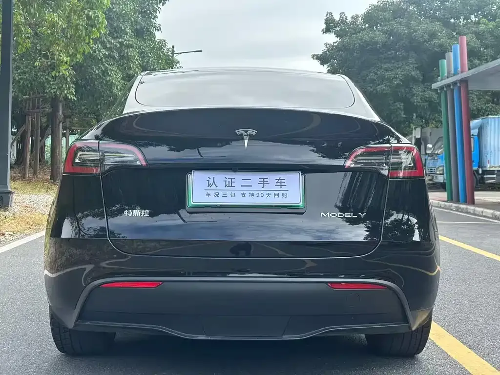 Tesla Model Y 2022 из CN, фото 8
