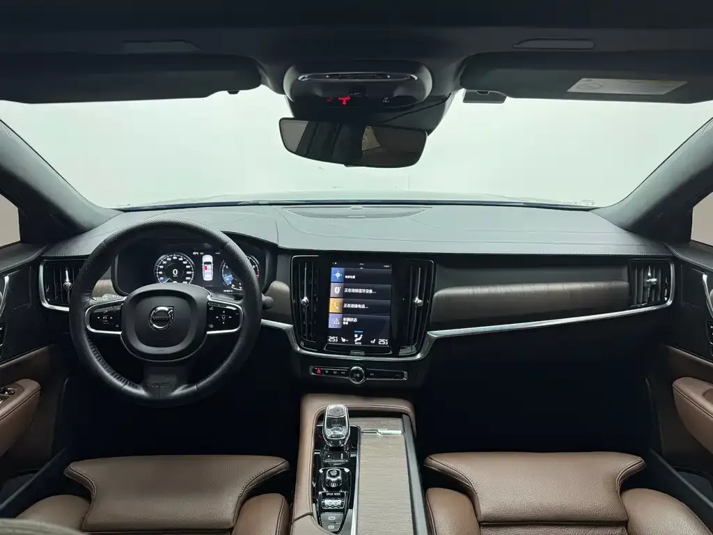 Volvo S90 2021 из CN, фото 5