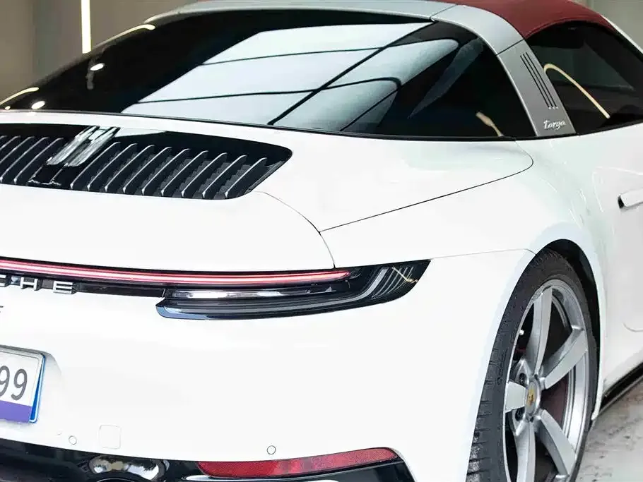 Porsche 911 2024 из CN, фото 2