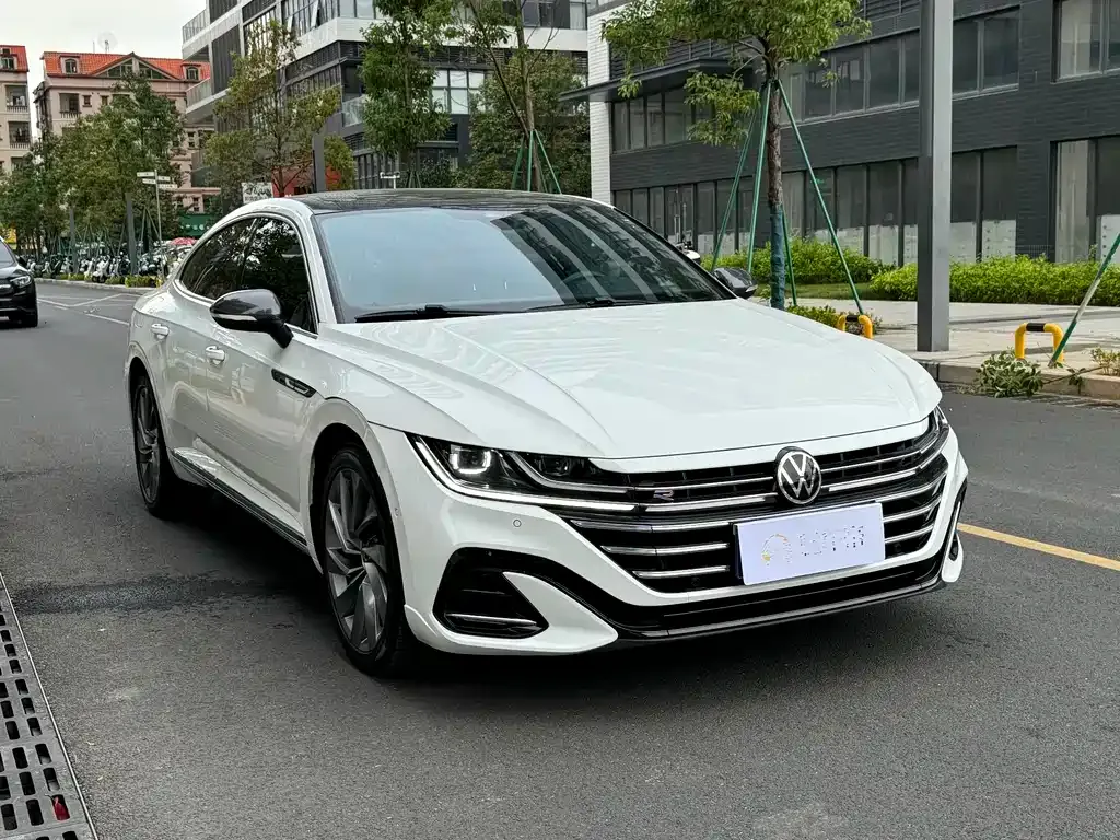 Volkswagen CC — фото 3