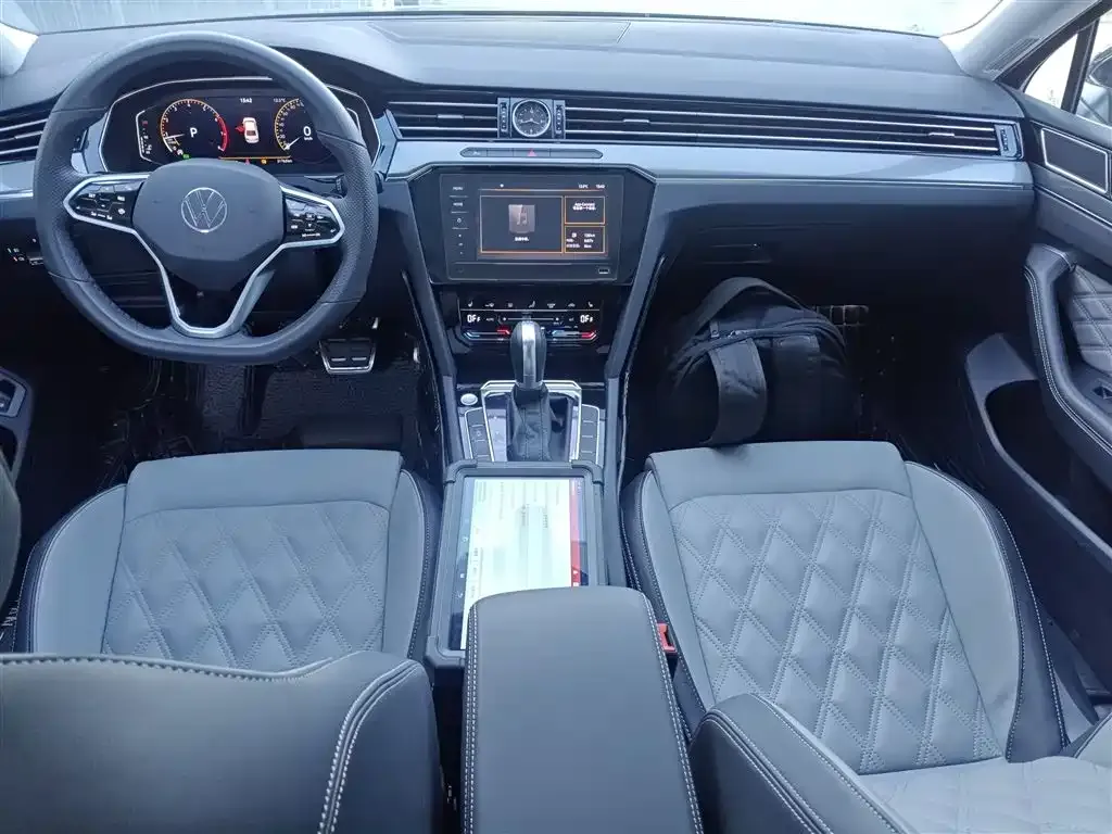 Volkswagen Magotan 2023 из CN, фото 10