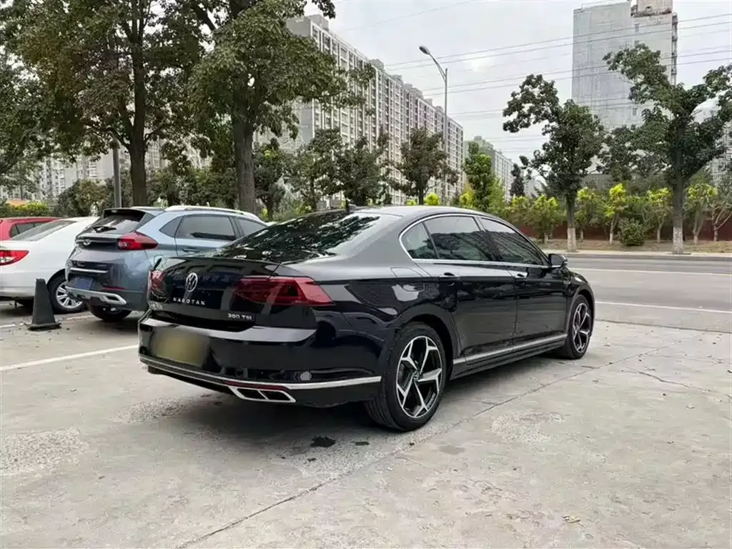 Volkswagen Magotan 2023 из CN, фото 10