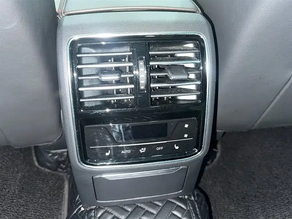 Volkswagen Magotan 2023 из CN, фото 6