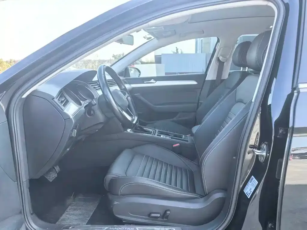 Volkswagen Magotan 2021 из CN, фото 4