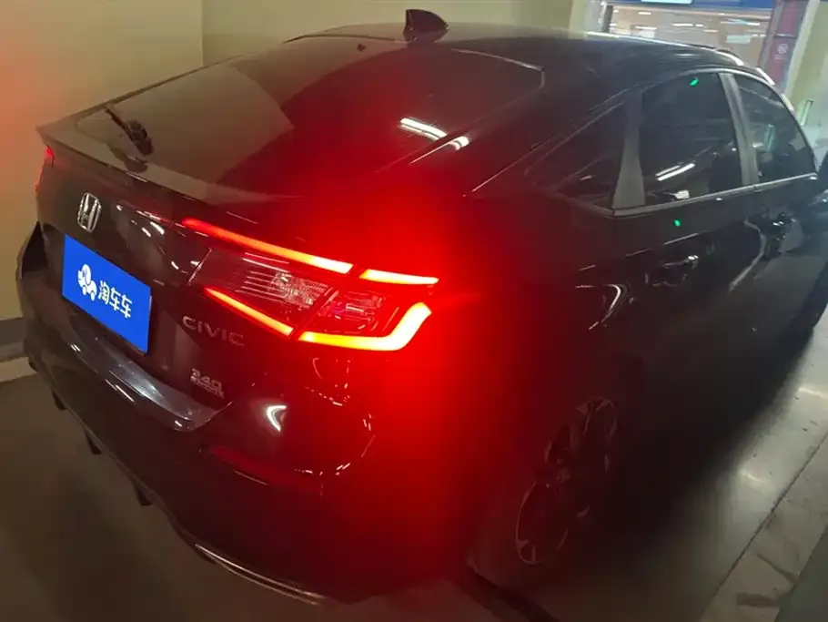Honda Civic 2024 из CN, фото 3