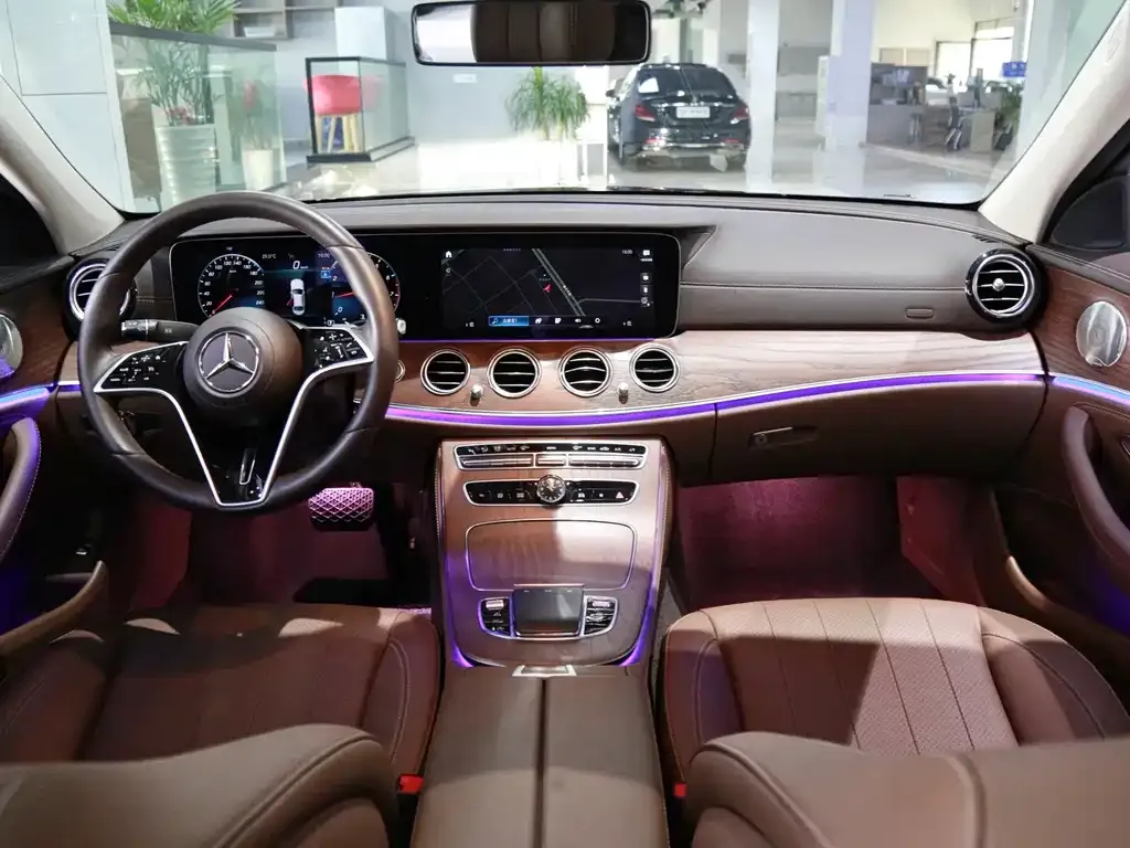 Mercedes-Benz E-Class 2023 из CN, фото 10
