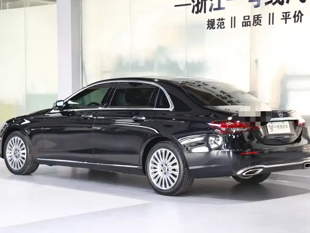 Mercedes-Benz E-Class 2023 из CN, фото 6