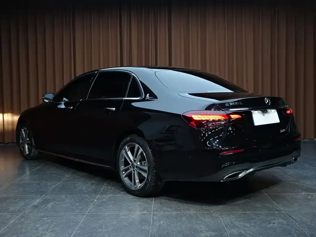 Mercedes-Benz E-Class 2021 из CN, фото 4