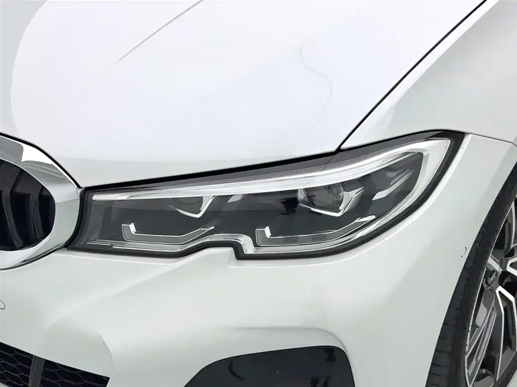 BMW 3 Series 2022 из CN, фото 10