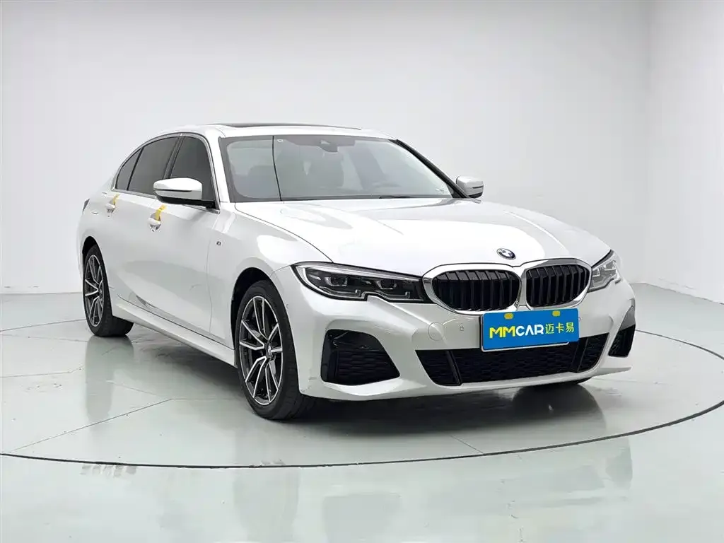 BMW 3 Series 2022 из CN, фото 2