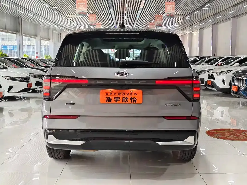 Ford Edge — фото 5