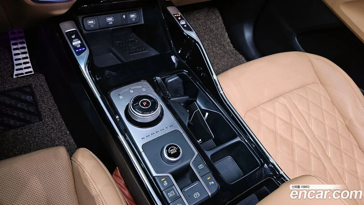 Kia Sorento — фото 9