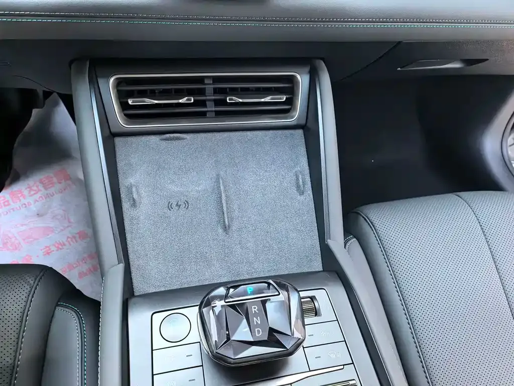 BYD Qin L 2025 из CN, фото 9