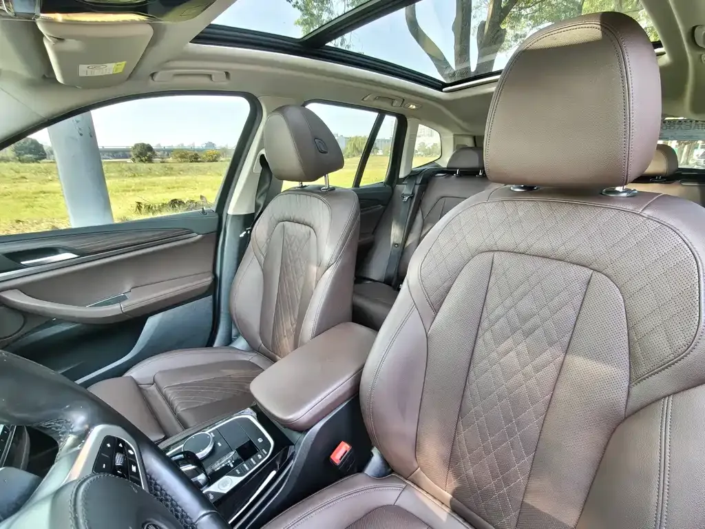 BMW X3 2021 из CN, фото 9