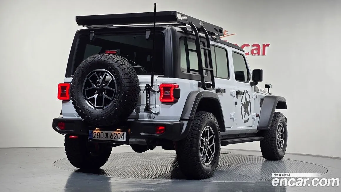 Jeep Wrangler — фото 2
