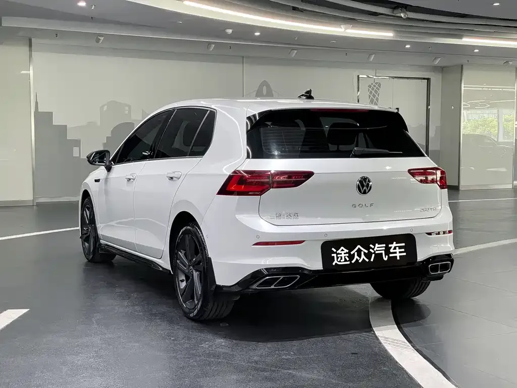 Volkswagen Golf 2021 из CN, фото 4
