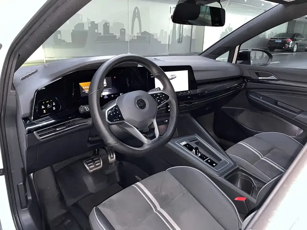 Volkswagen Golf 2021 из CN, фото 7