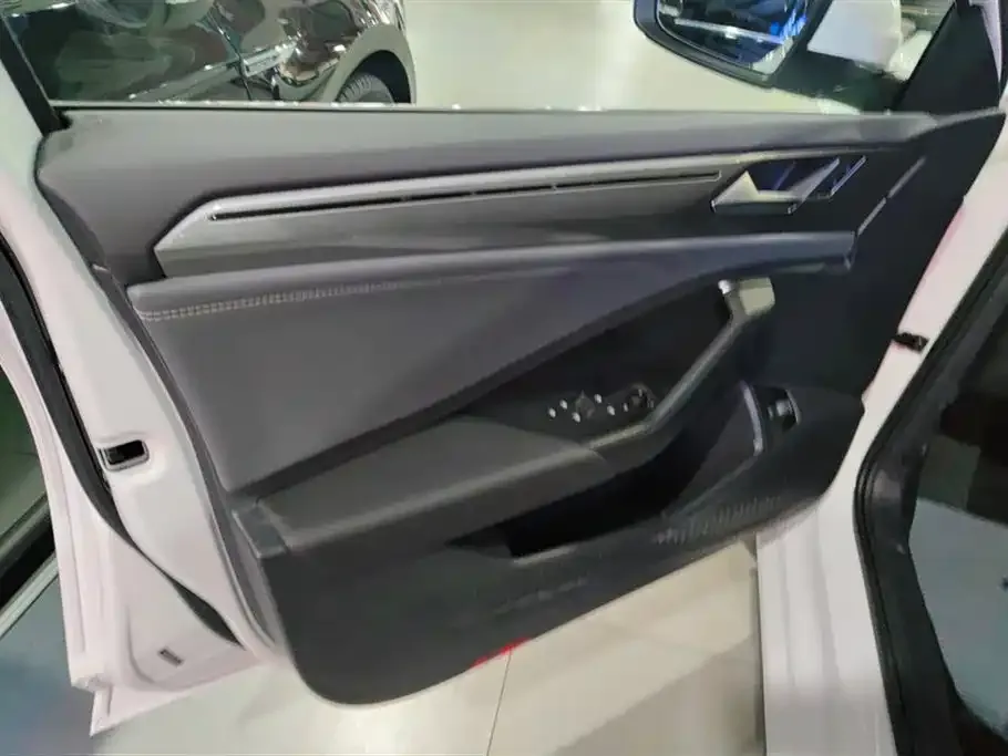 Volkswagen Sagitar 2025 из CN, фото 7