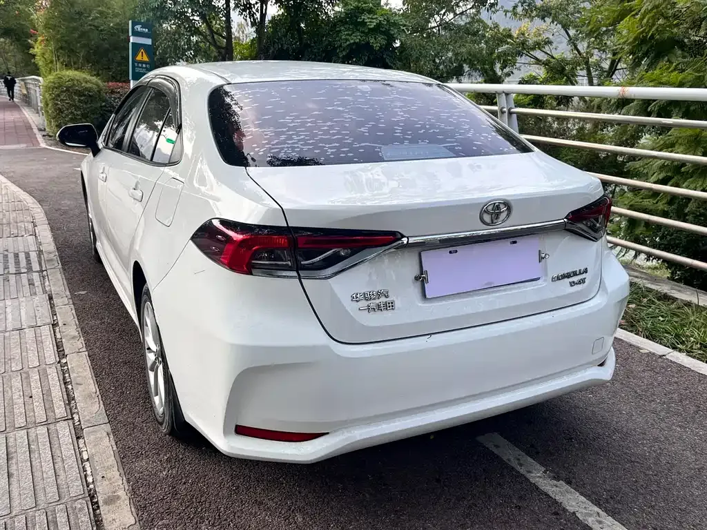 Toyota Corolla 2021 из CN, фото 10