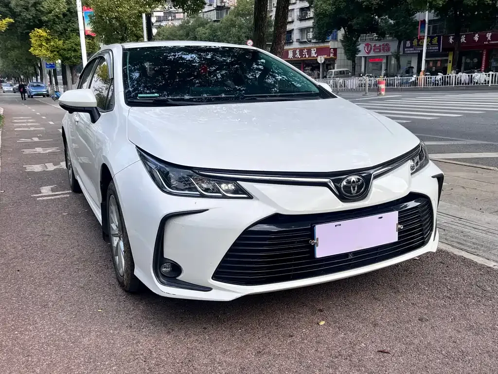 Toyota Corolla 2021 из CN, фото 3