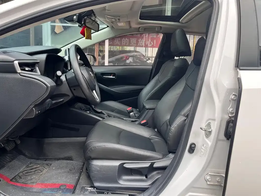 Toyota Corolla 2021 из CN, фото 4