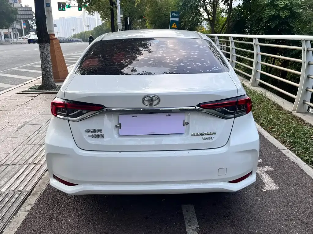 Toyota Corolla 2021 из CN, фото 9