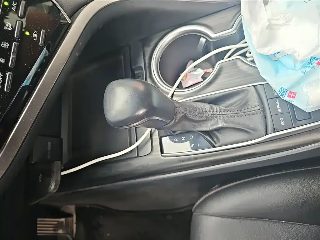 Toyota Camry 2021 из CN, фото 7
