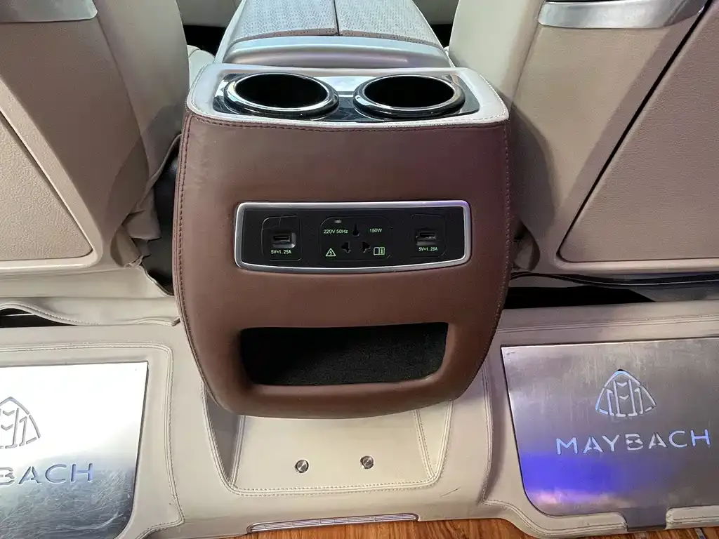 Mercedes-Benz Vito 2023 из CN, фото 8
