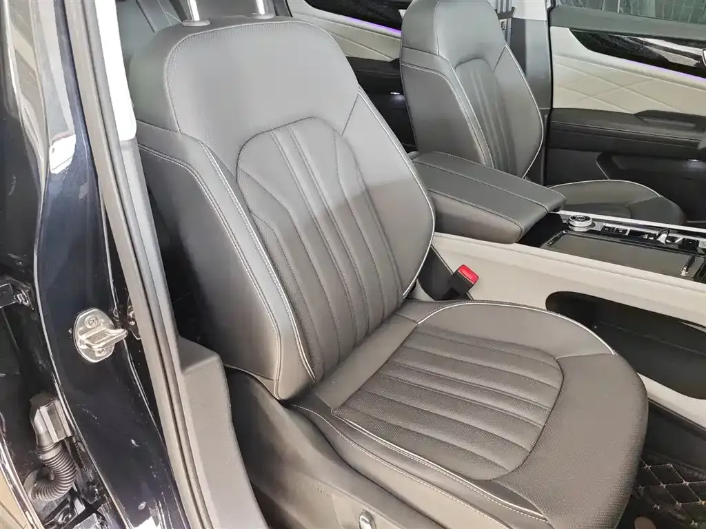 Volkswagen Teramont 2023 из CN, фото 3