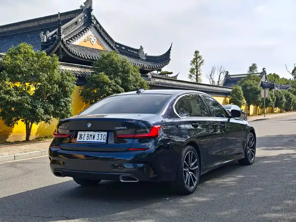 BMW 3 Series 2022 из CN, фото 9