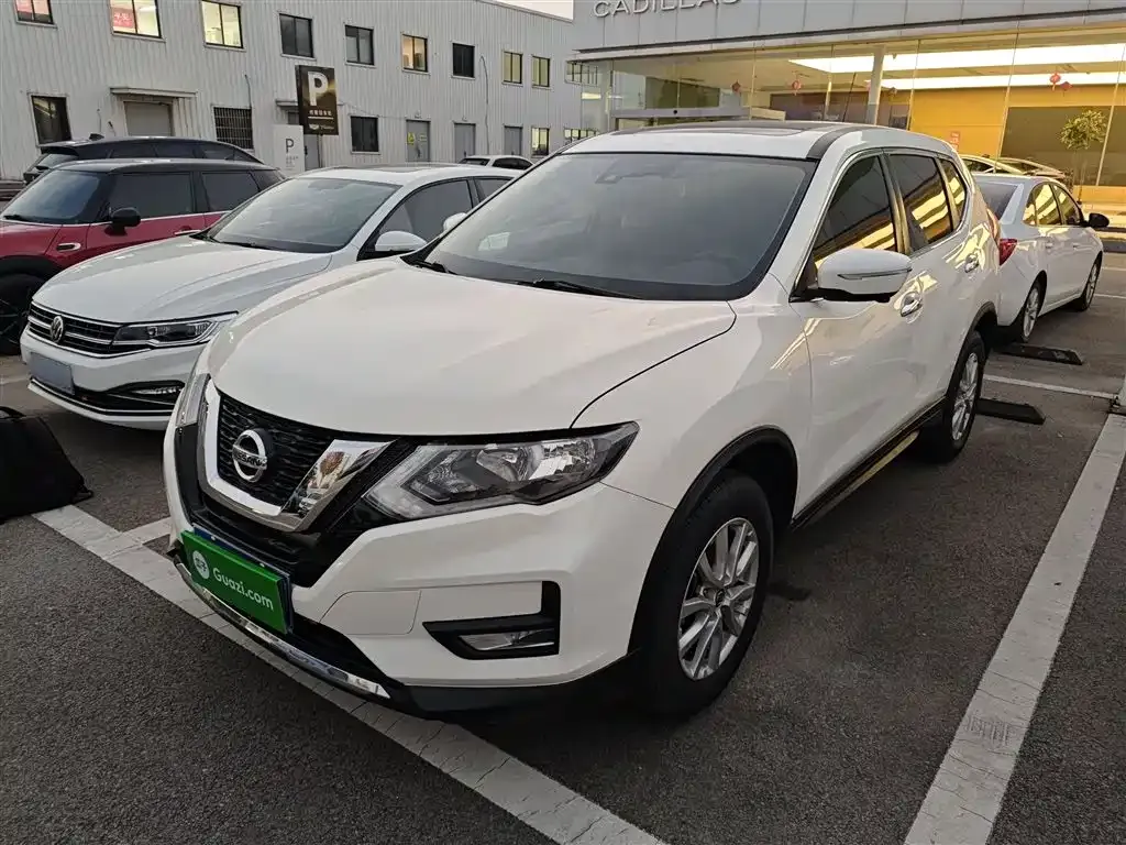 Nissan X-Trail 2021 из CN, фото 2