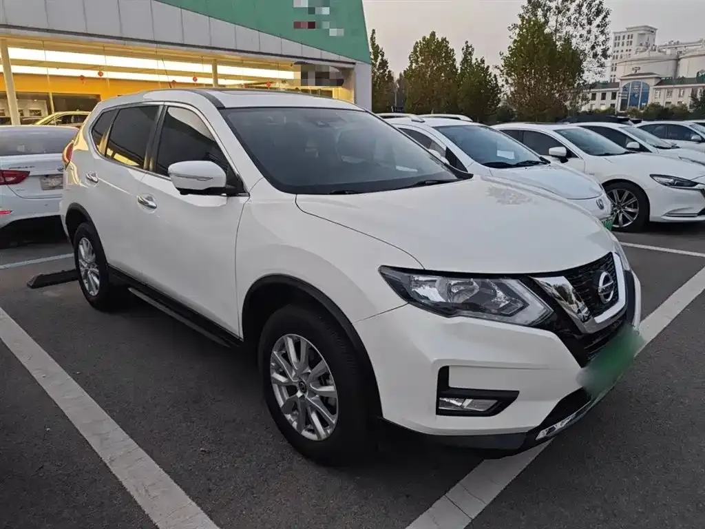 Nissan X-Trail 2021 из CN, фото 4