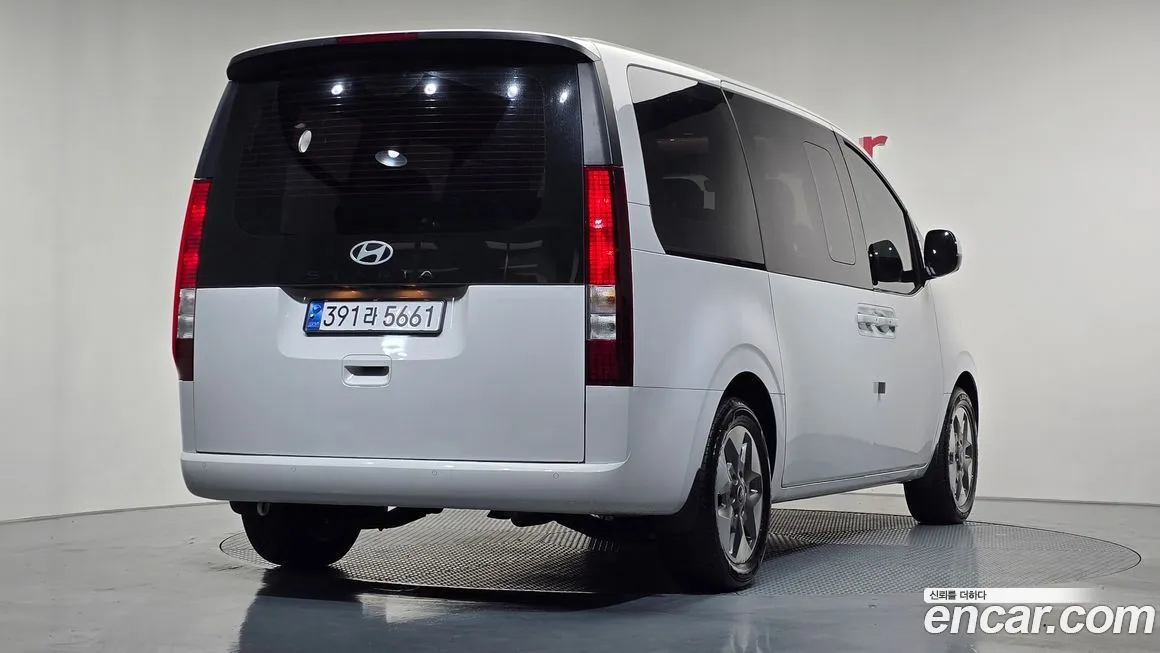 Hyundai Staria 2025 из KR, фото 2