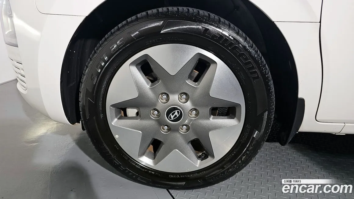 Hyundai Staria 2025 из KR, фото 5