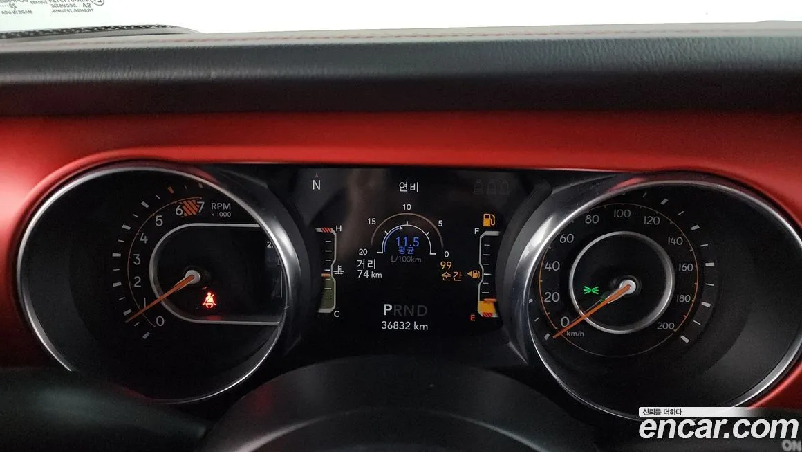 Jeep Wrangler 2023 из KR, фото 8