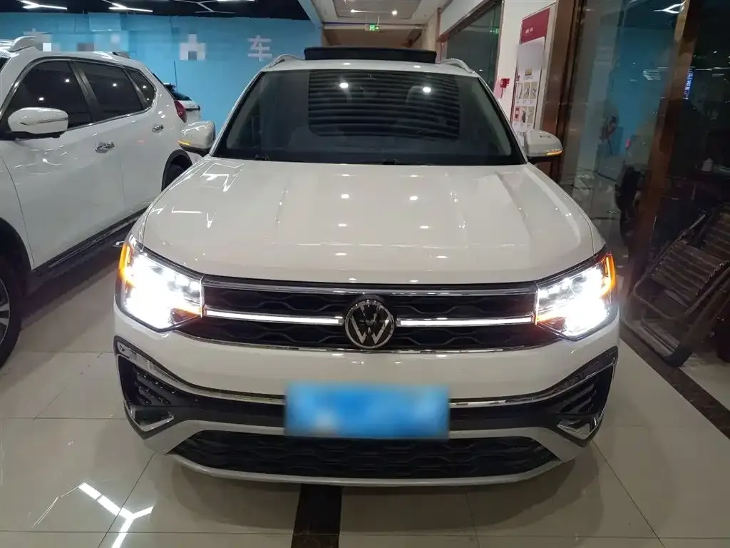 Volkswagen Tharu — фото 3