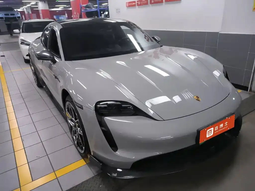 Porsche Taycan 2021 из CN, фото 7