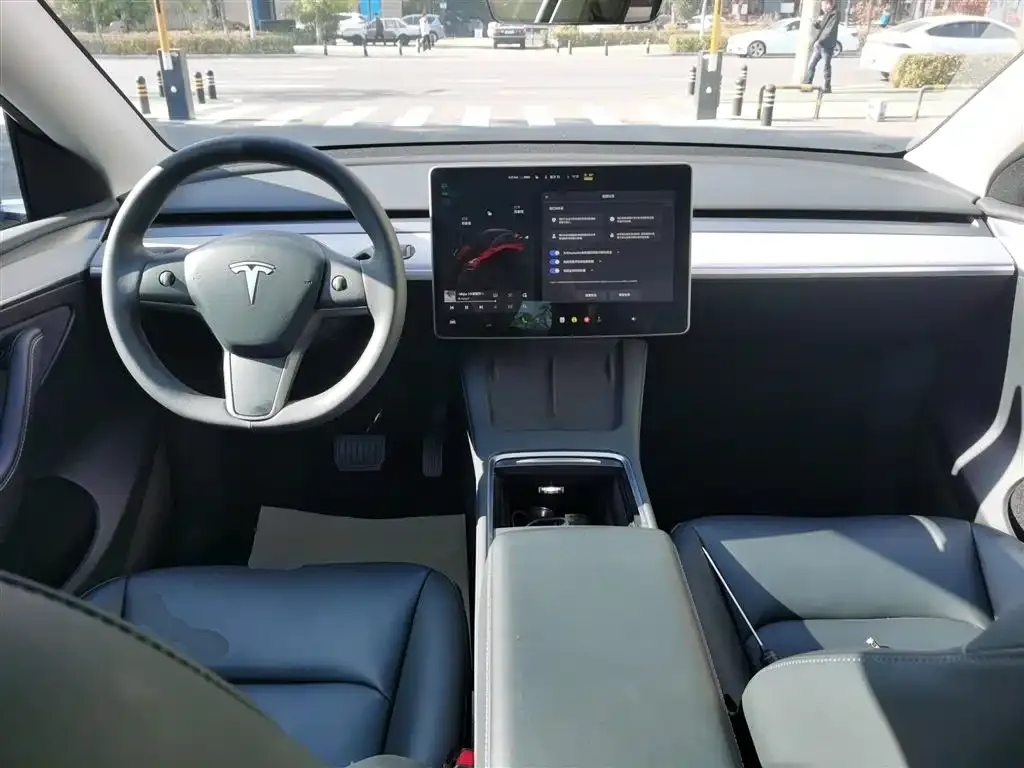 Tesla Model Y 2024 из CN, фото 10