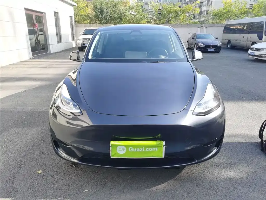 Tesla Model Y 2024 из CN, фото 3