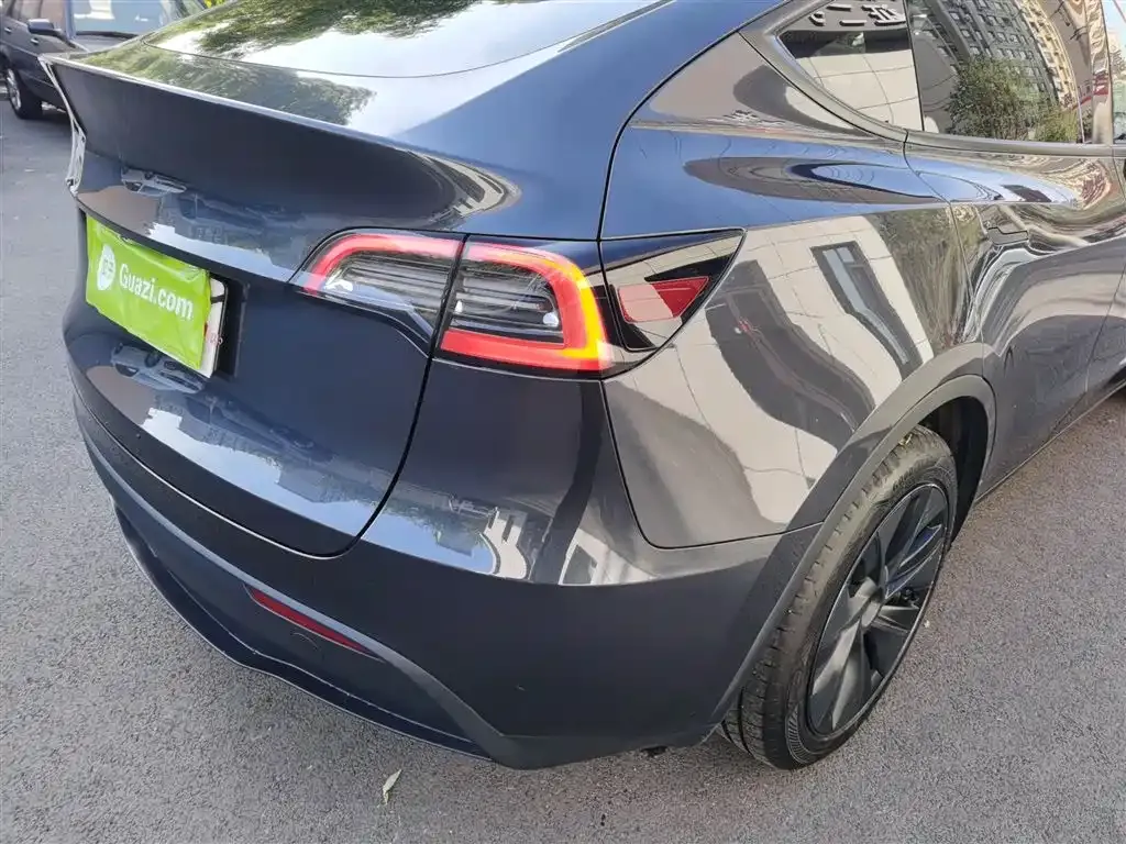 Tesla Model Y 2024 из CN, фото 8