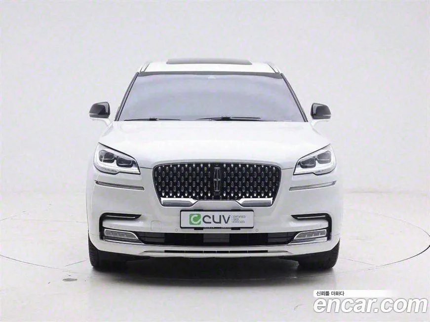 Lincoln Aviator 2023 из KR, фото 2