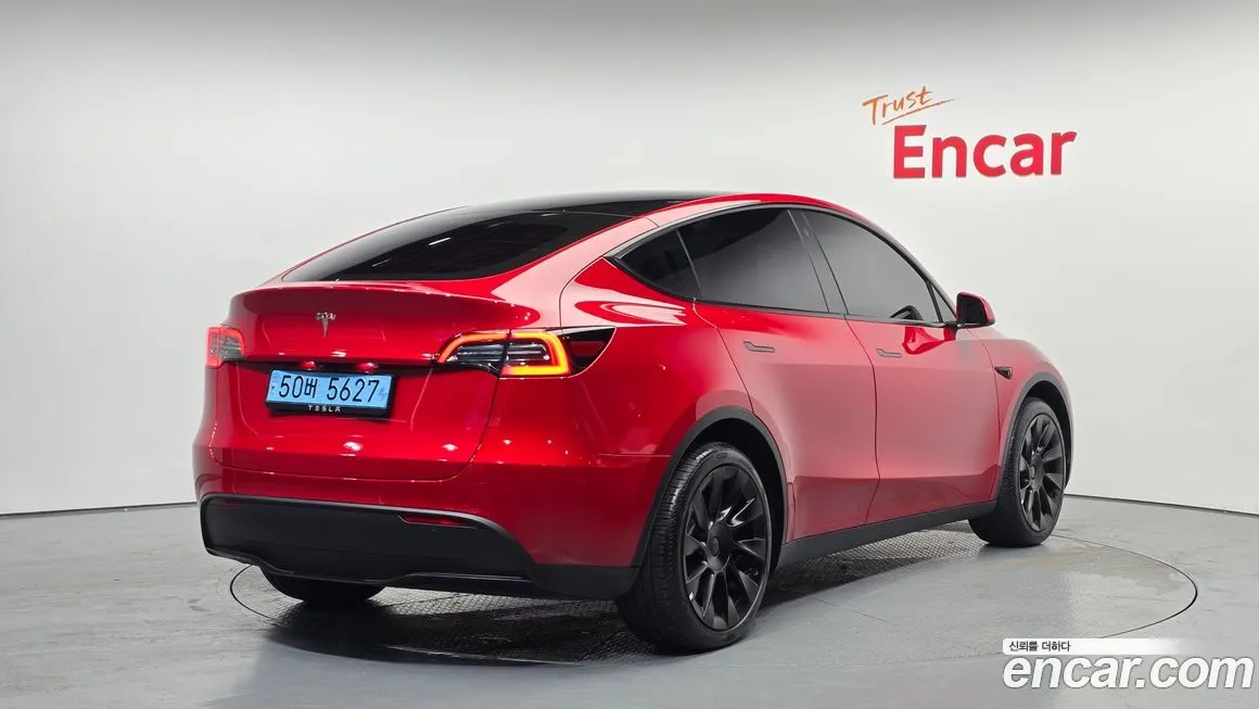 Tesla Model Y 2024 из KR, фото 2