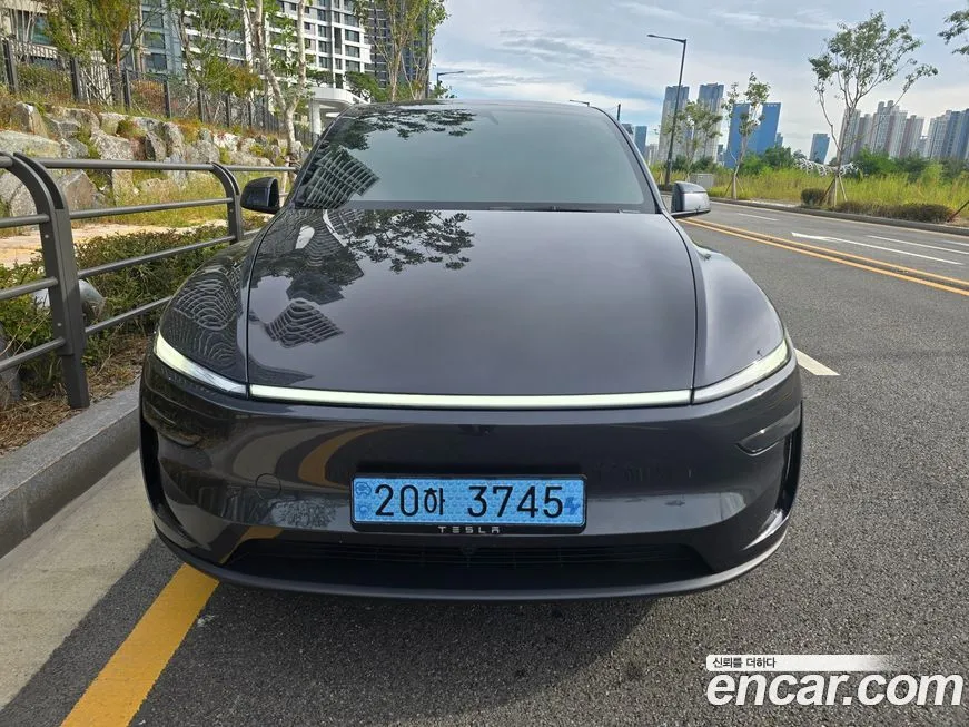 Tesla Model Y 2025 из KR, фото 3
