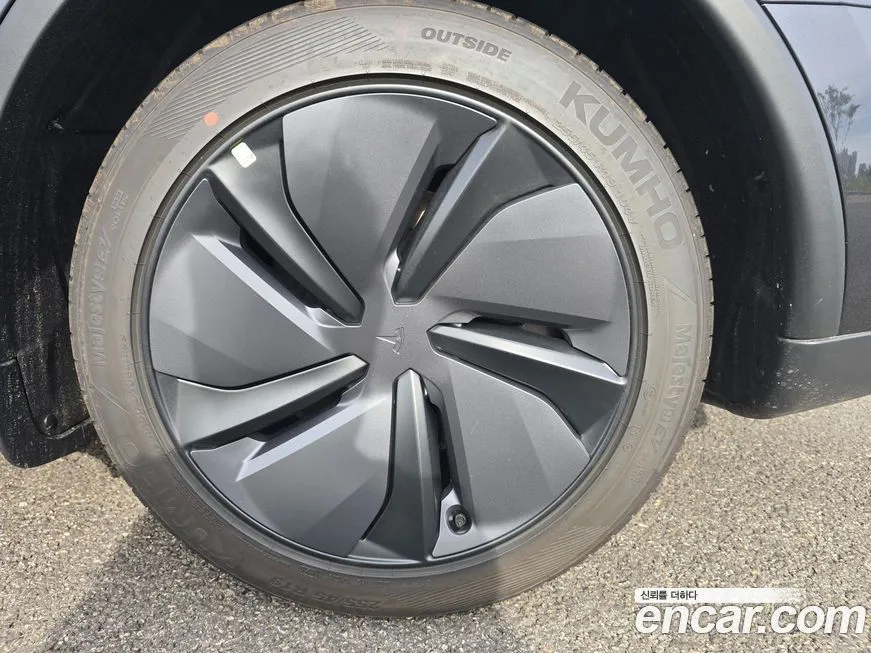Tesla Model Y 2025 из KR, фото 5