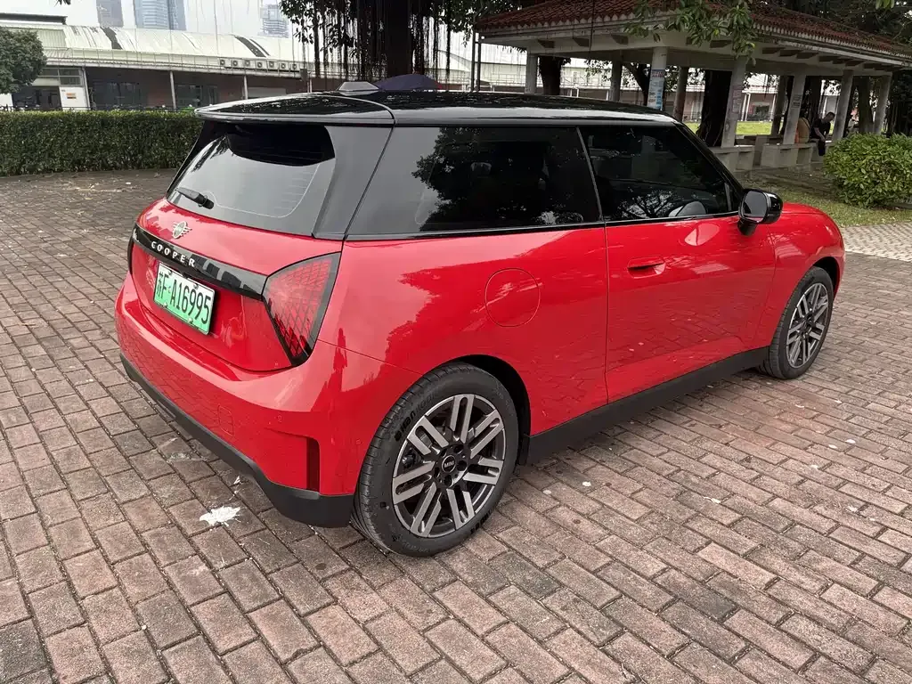 [object Object] MINI COOPER EV 2025 из CN, фото 7