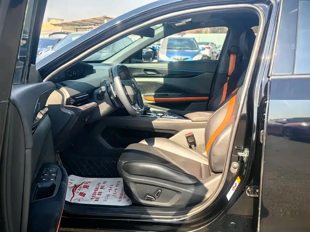 Changan UNI-V 2022 из CN, фото 4