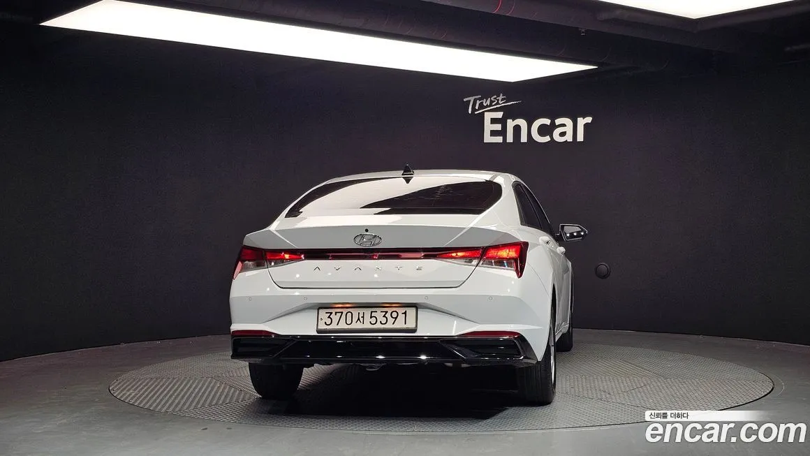 Hyundai AVANTE — фото 4