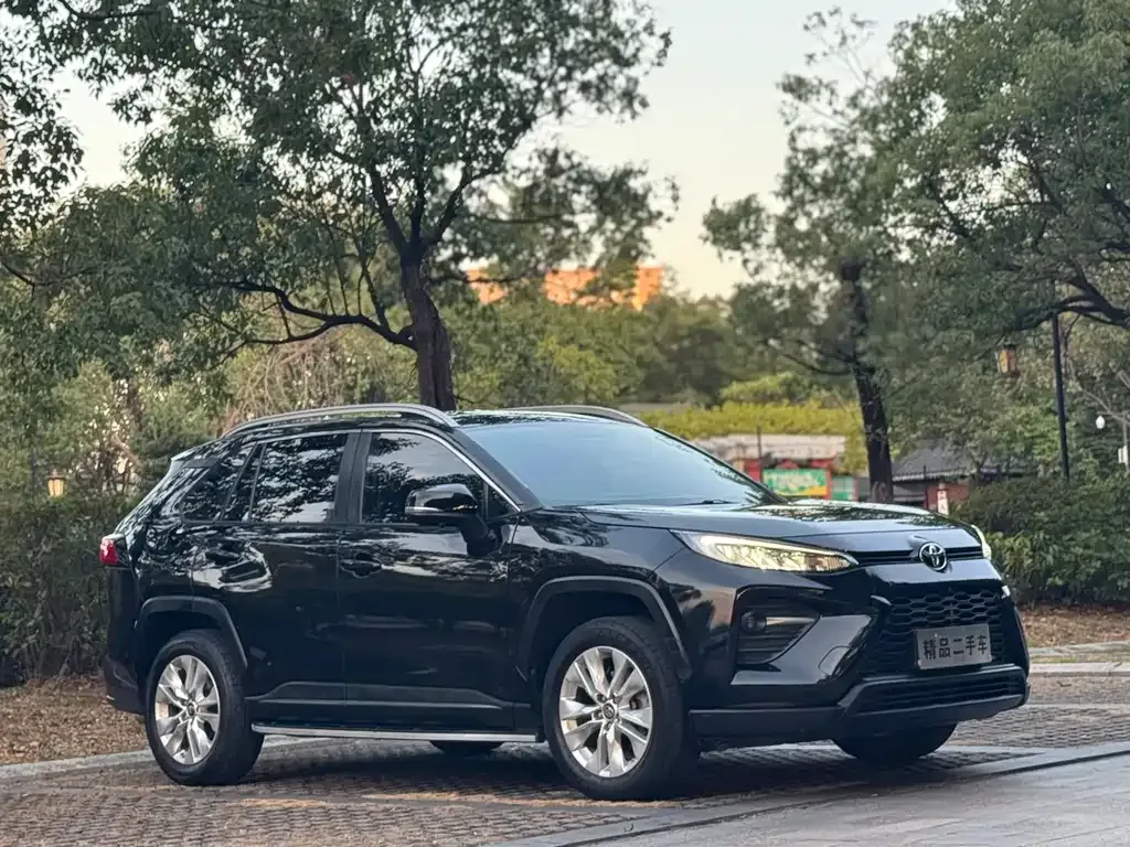 Toyota Wildlander 2022 из CN, фото 3